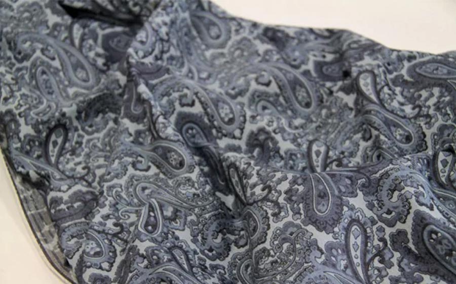 Advantages of Discharge Print